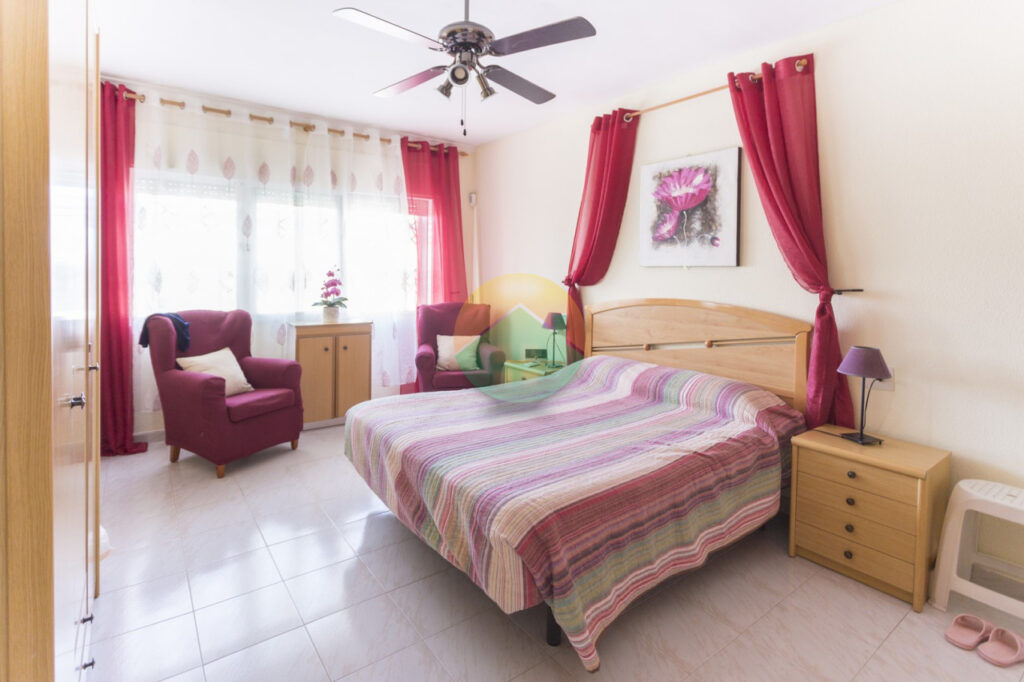 ISLA56-65b240a9f0453