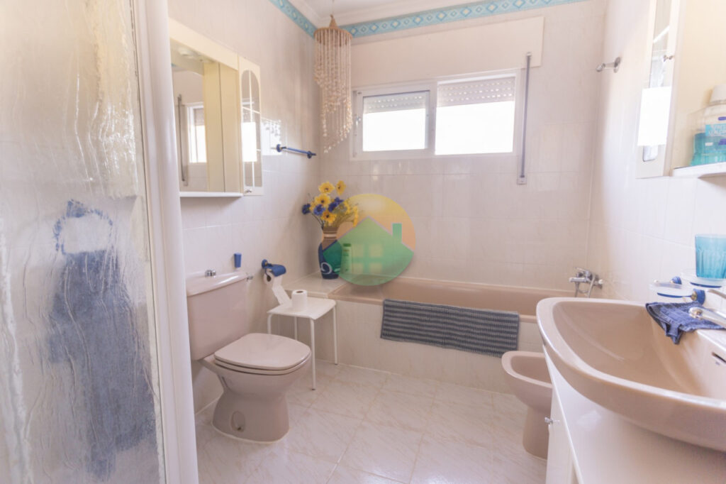 ISLA56-65b240aad90d4