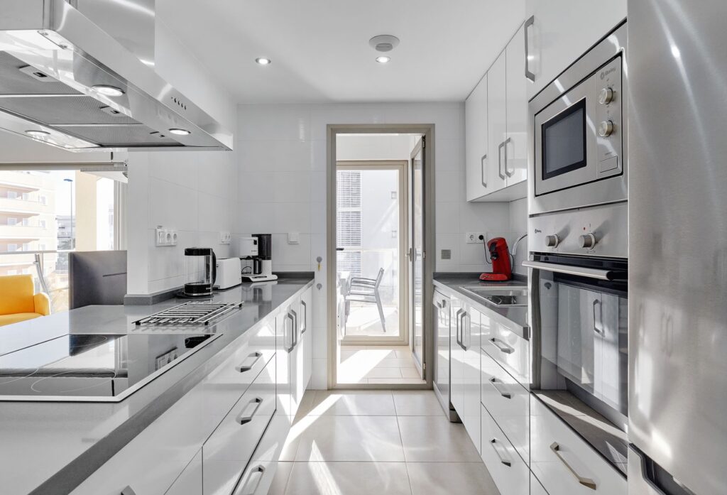 o_1hgftthsm1alp1rhkj0j1n1j1qbm3n