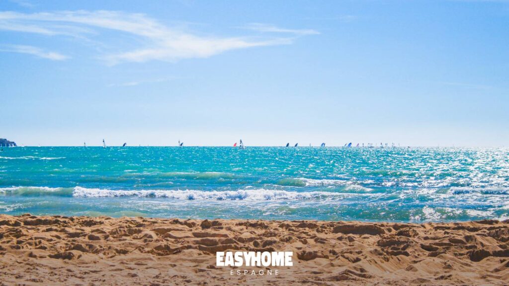 plage espagnole ensoleillée