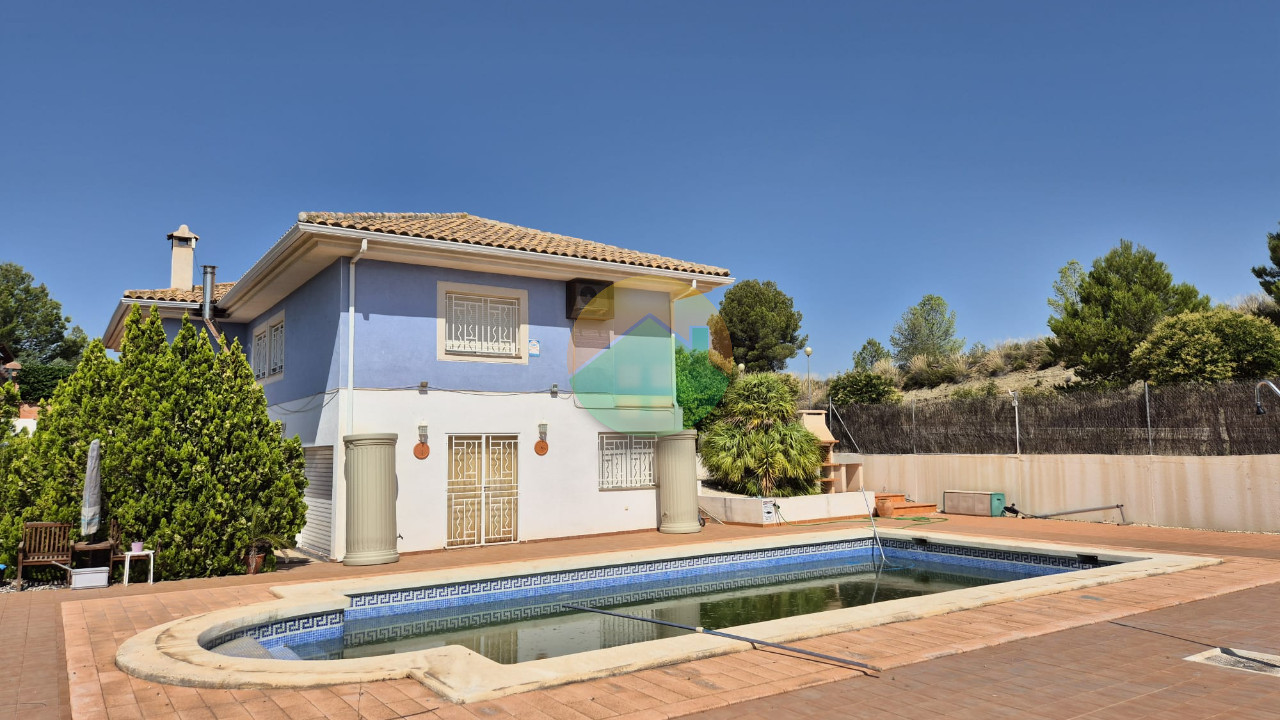 Investir en Espagne - cala05 68652a7177447