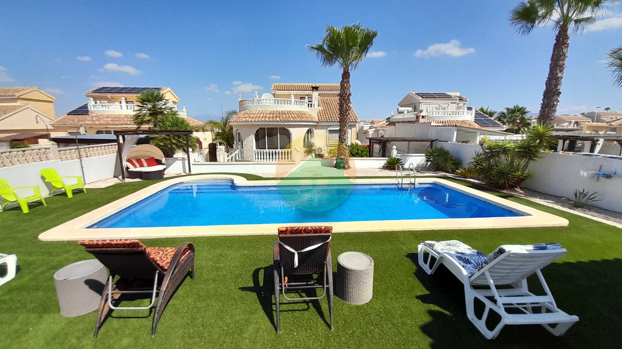 Investir en Espagne - neb613 688b76e5c389c