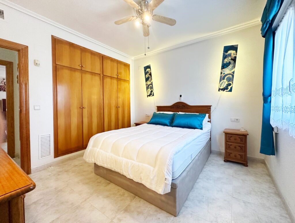 o_1j6iolaserum86d1ub1io0154b4e