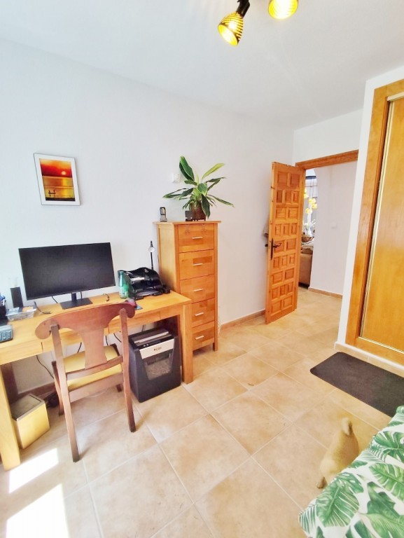 o_1j8387qr41s5gi471qn1dbq18i3ii