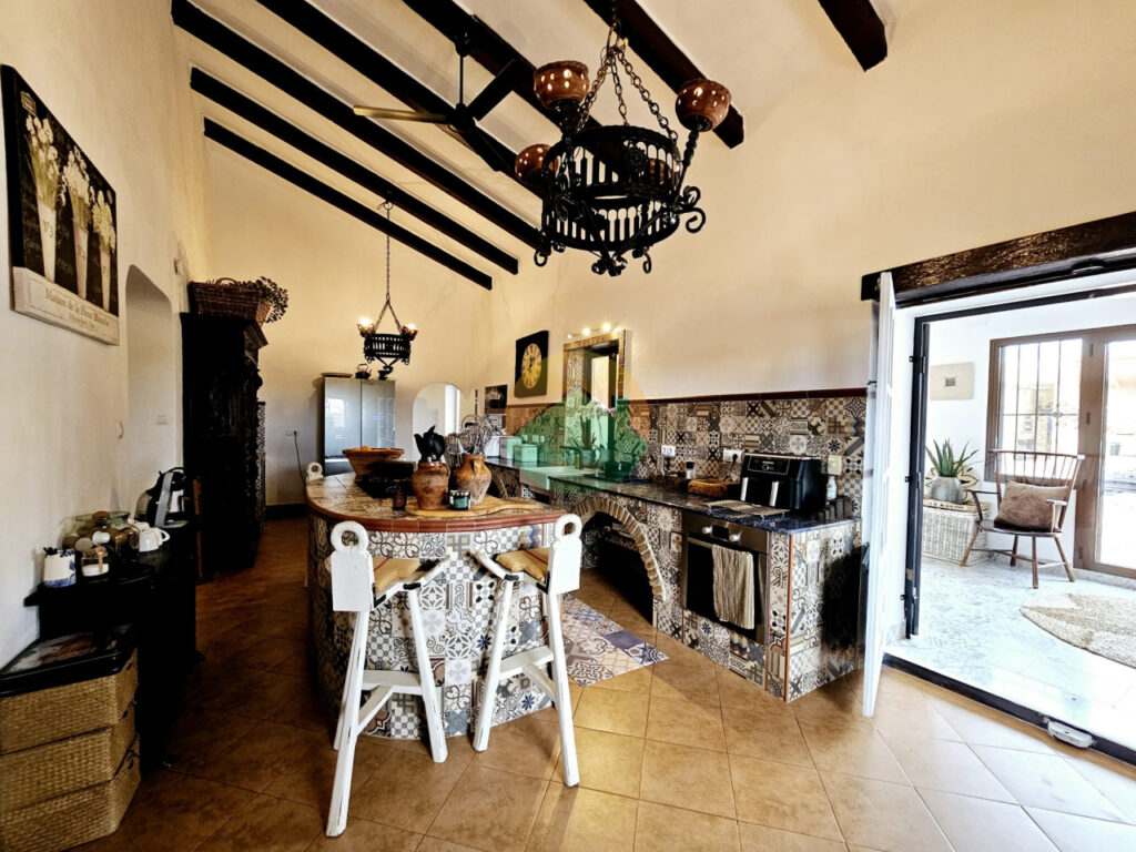 lcan08-691d9931c693c