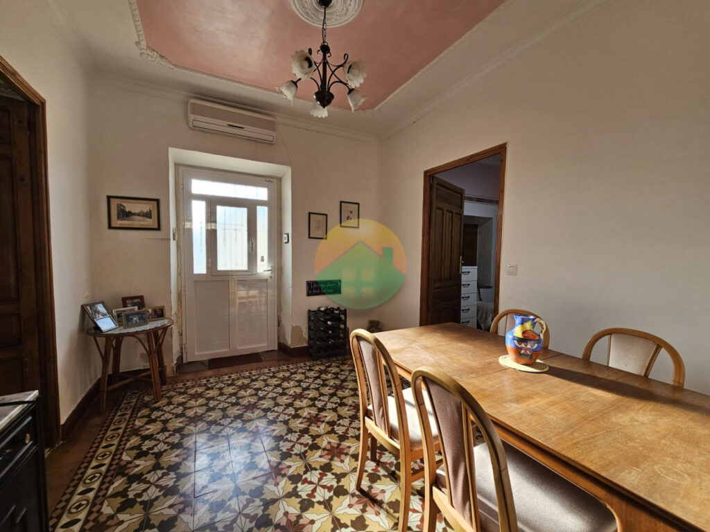 almagros01-6943f77fb90b6