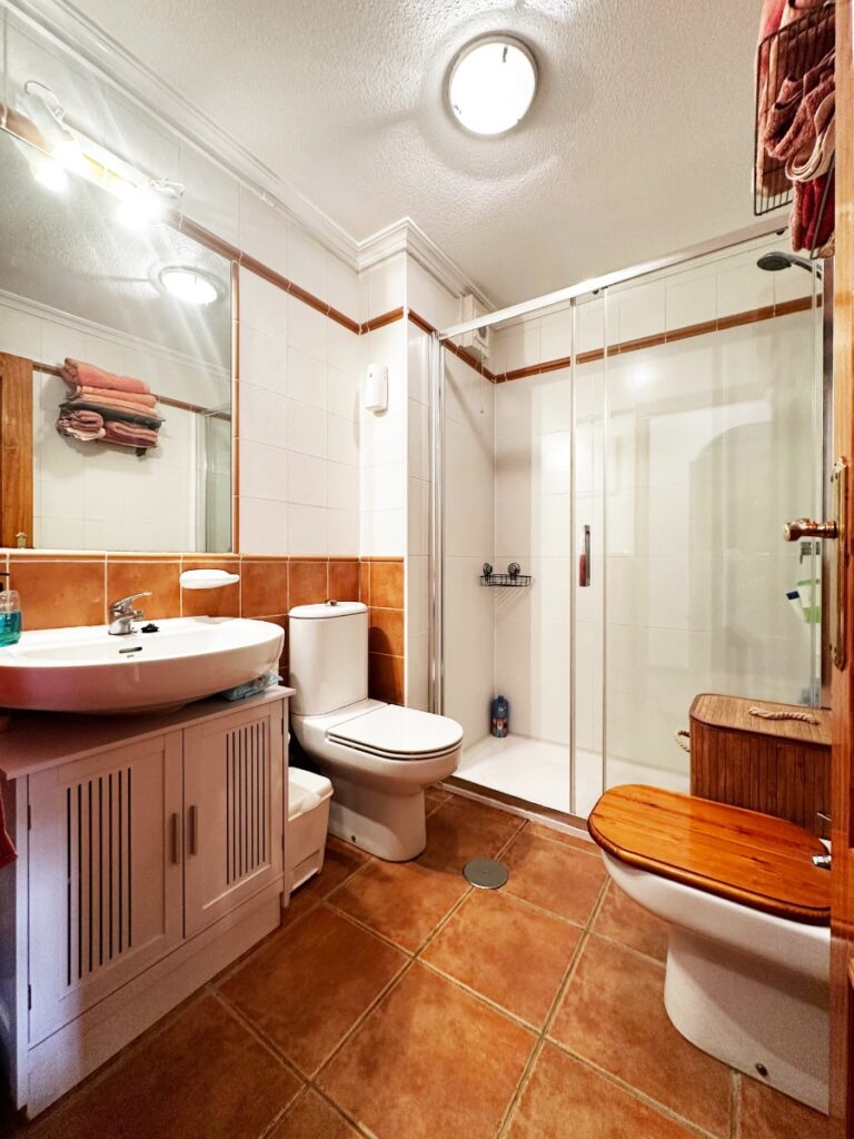 o_1jerqu8pr1rc04ja1ih2nvbfr72g