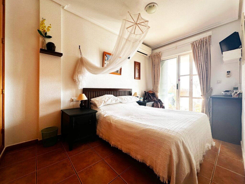 o_1jerqu8ps11d81v44irp18iurtq2k