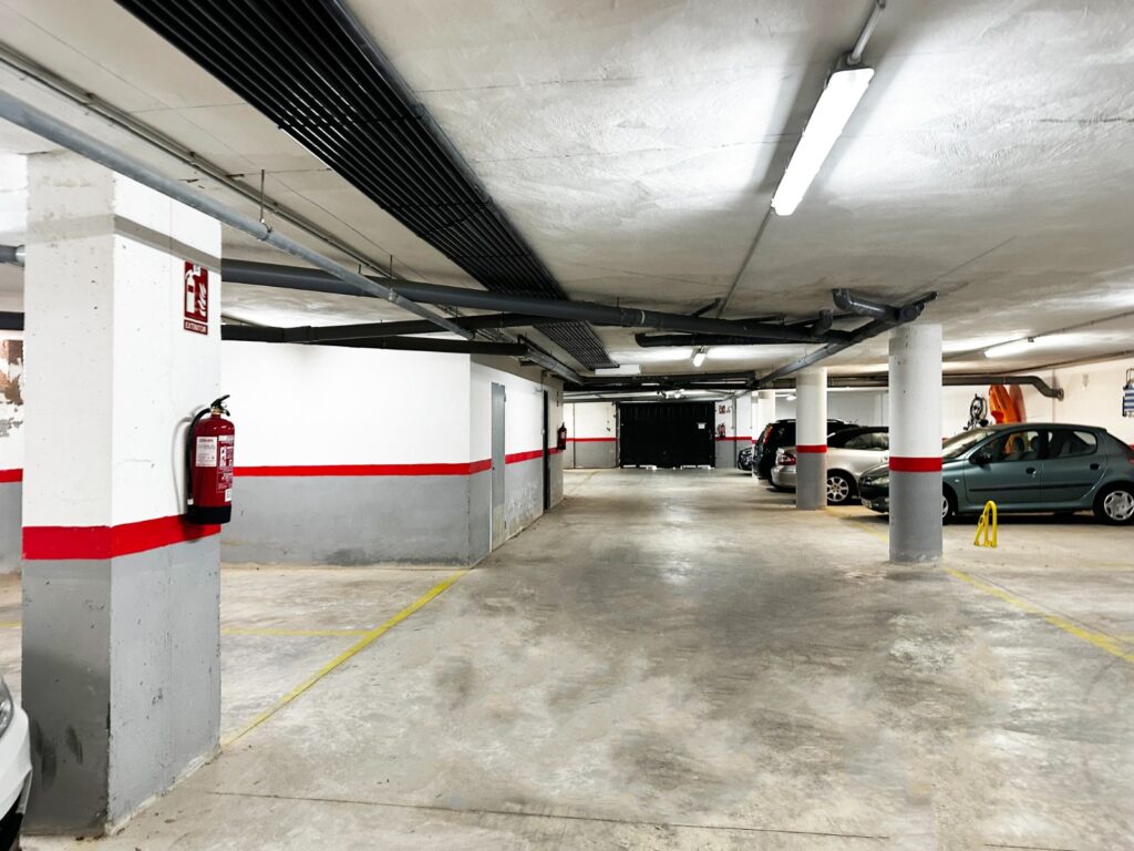 o_1jerqu8ps14417711fgp17vidgo2q