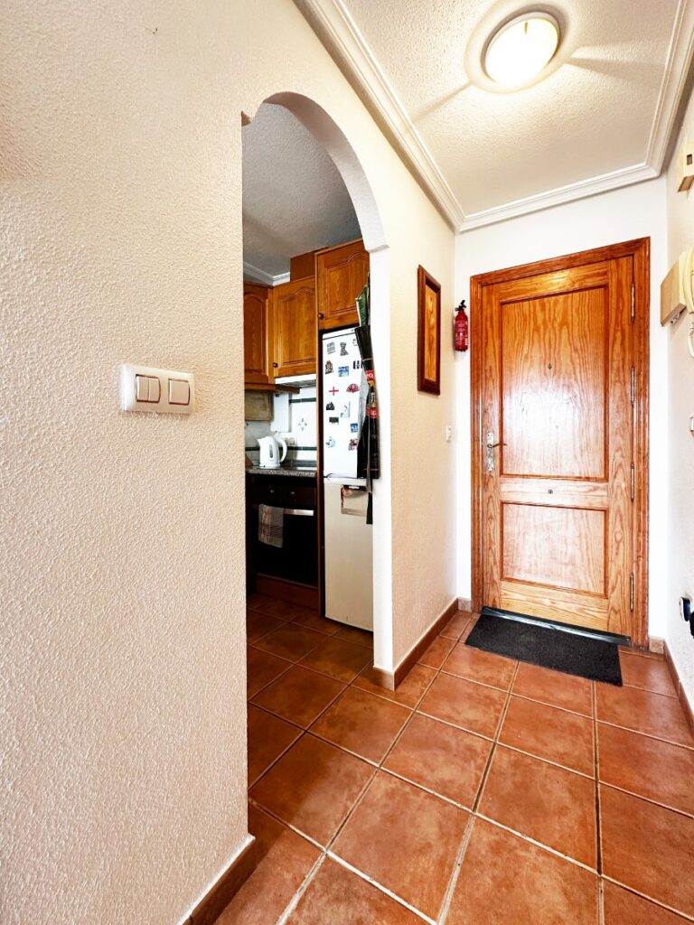 o_1jerqu8ps1kuv1b1916fc1dth1pm62r