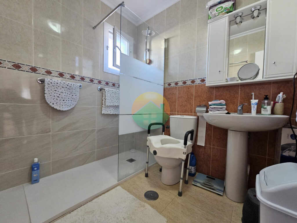 clac437-6994838b5c5ca