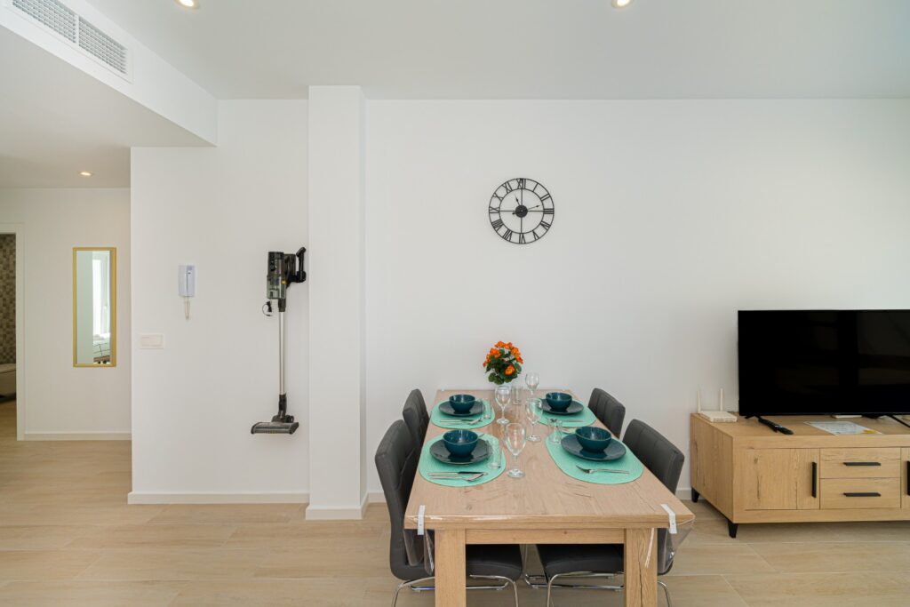 o_1jini90vb1qo21is1438bla4202b