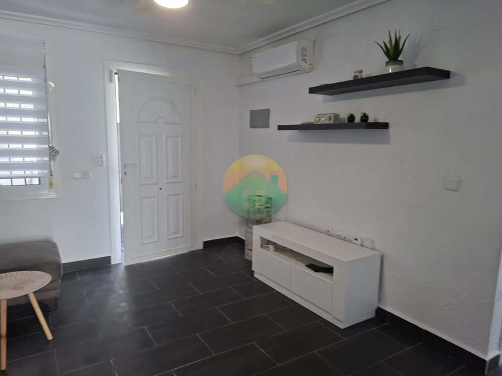 clad443-69e0ff9b37349